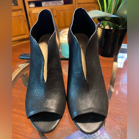 vince camuto booties - Picture 2 of 5